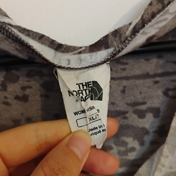 The North Face Womens Graphic Tee Shirt Sz XL - Picture 4 of 7